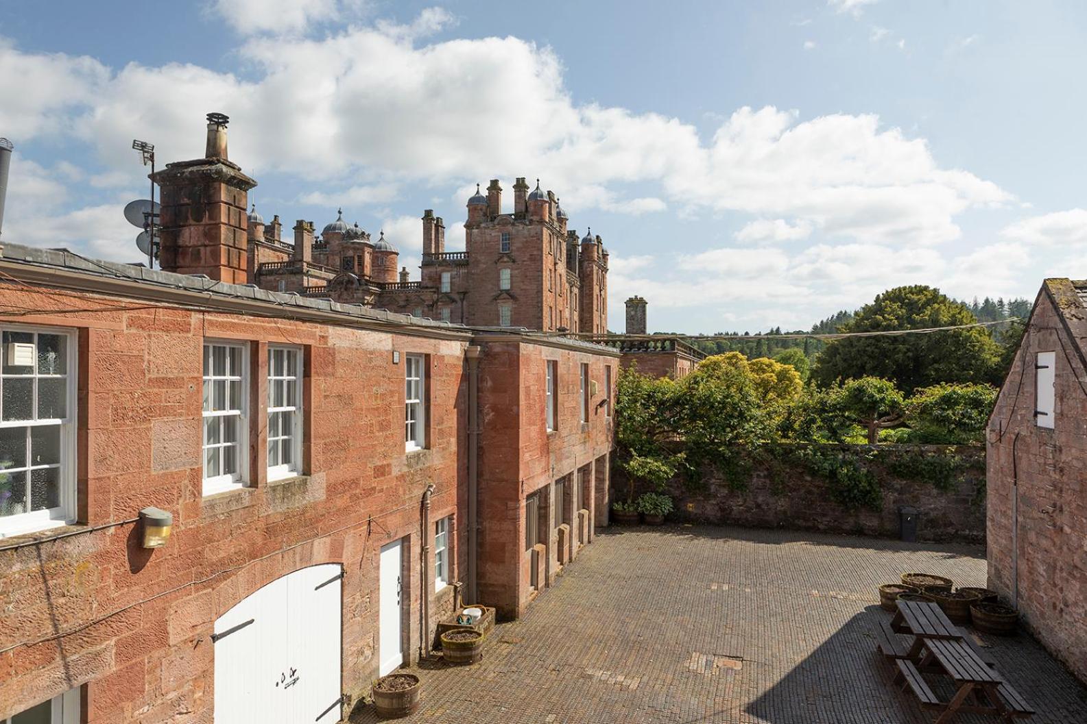 Appartement Stableyard Studio: Drumlanrig Castle à Thornhill  Extérieur photo