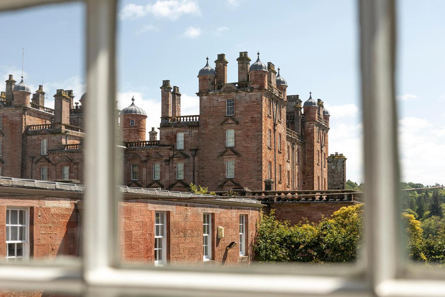 Stableyard Studio: Drumlanrig Castle Thornhill  Extérieur photo